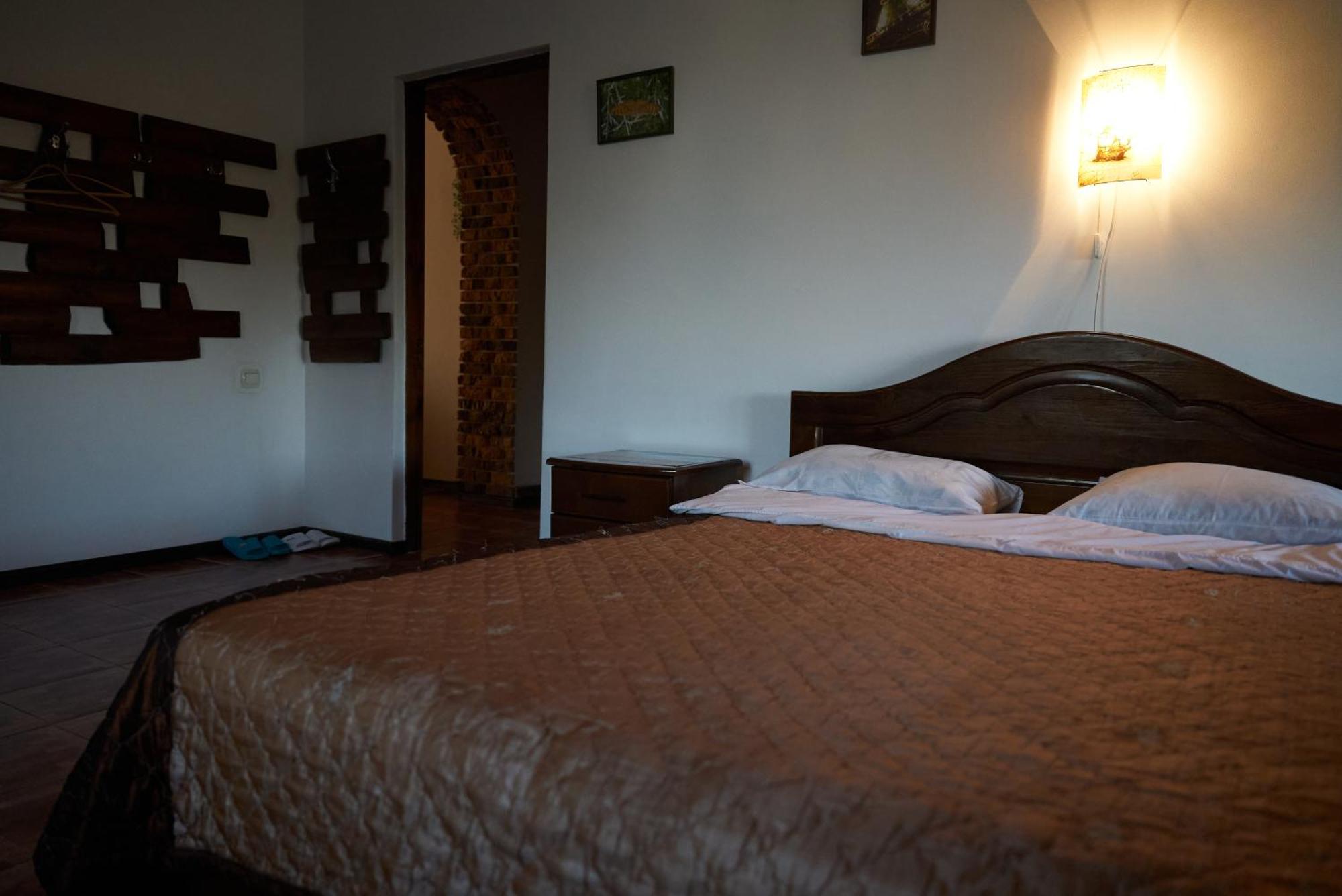 Argo Guest House Karakol Exterior photo
